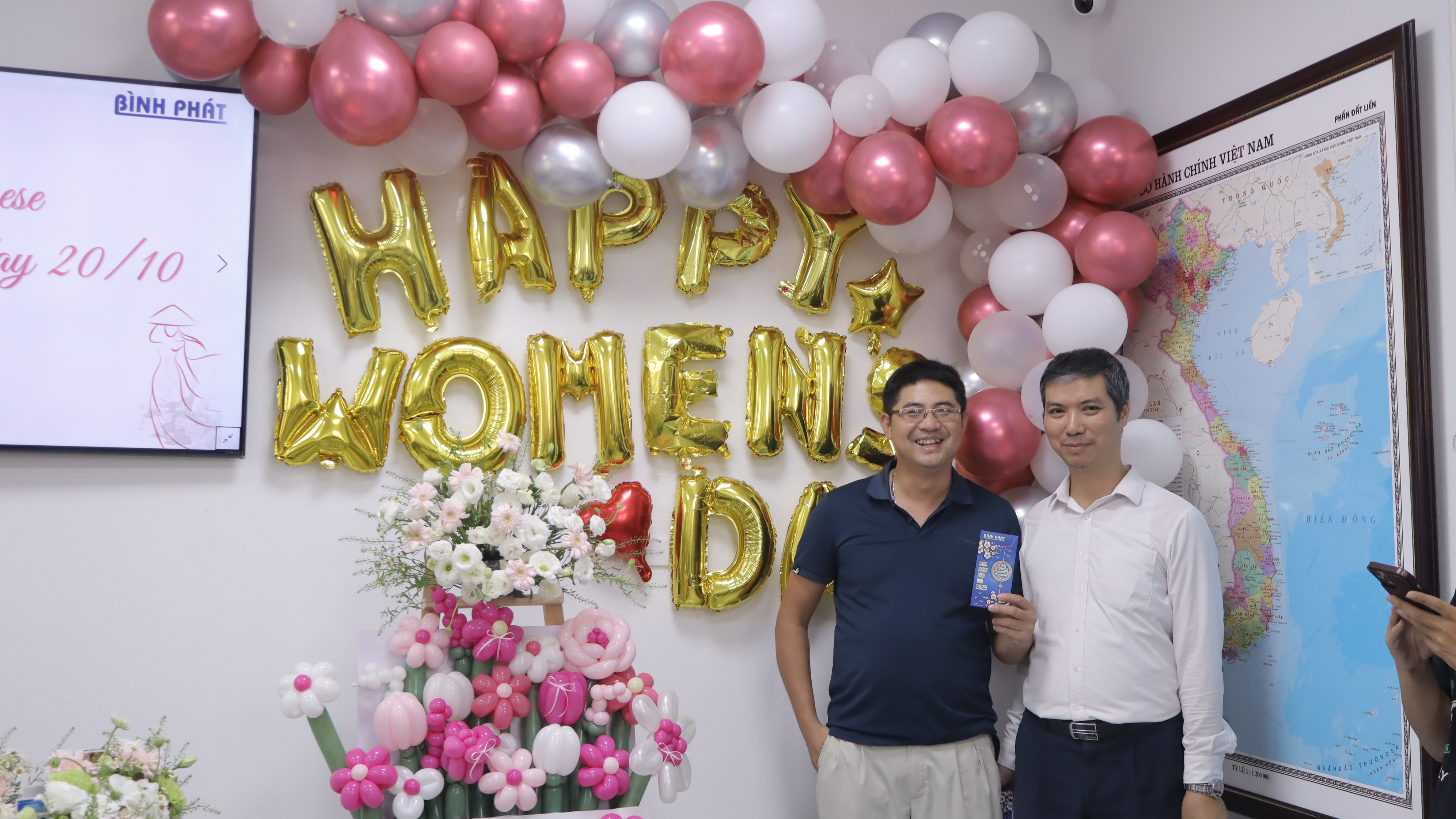 CÔNG TY BÌNH PHÁT TƯNG BỪNG KỶ NIỆM NGÀY PHỤ NỮ VIỆT NAM 20_10 – RỘN RÀNG, YÊU THƯƠNG VÀ GẮN KẾT