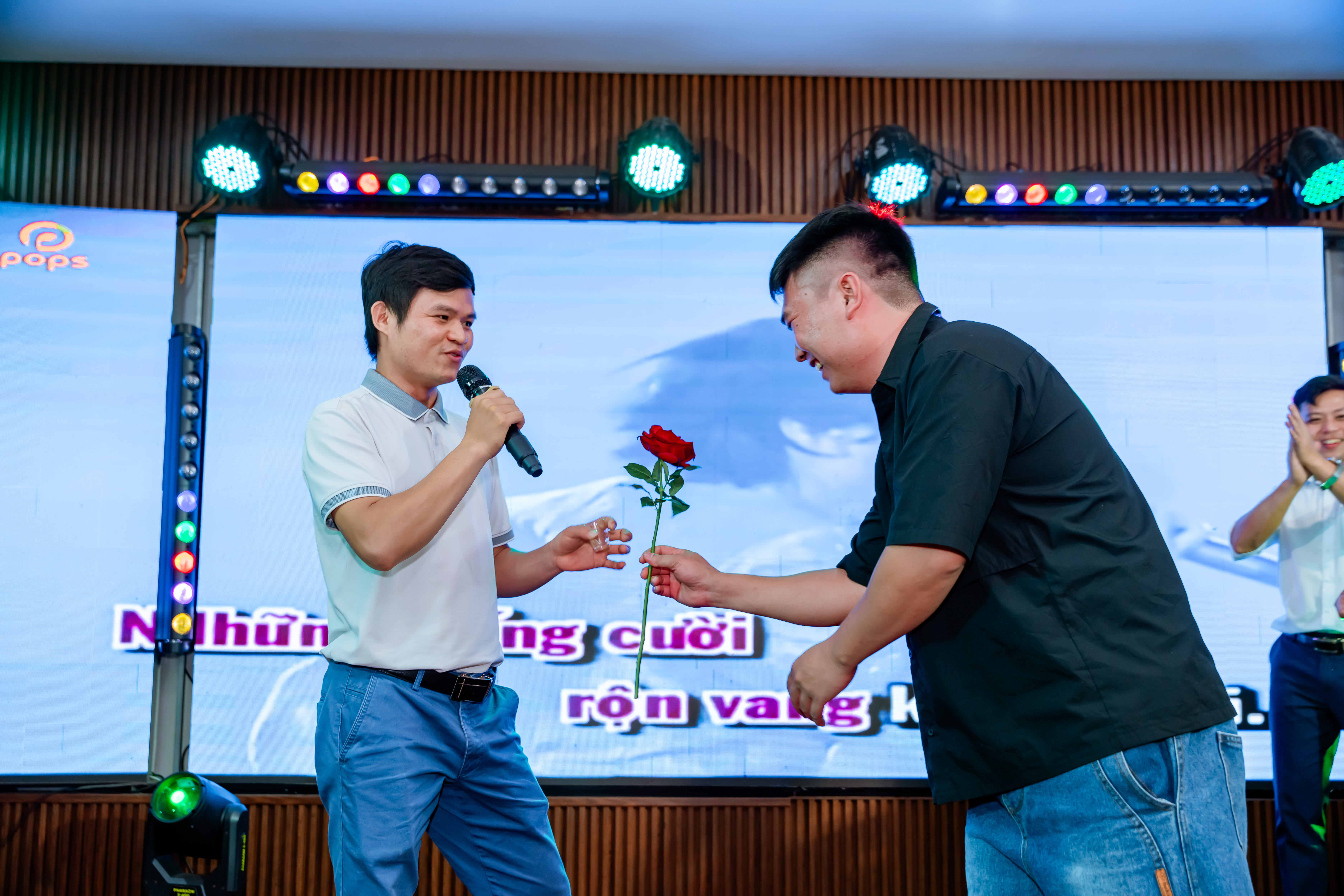 Kỷ niệm 12 năm thành lập Bình Phát